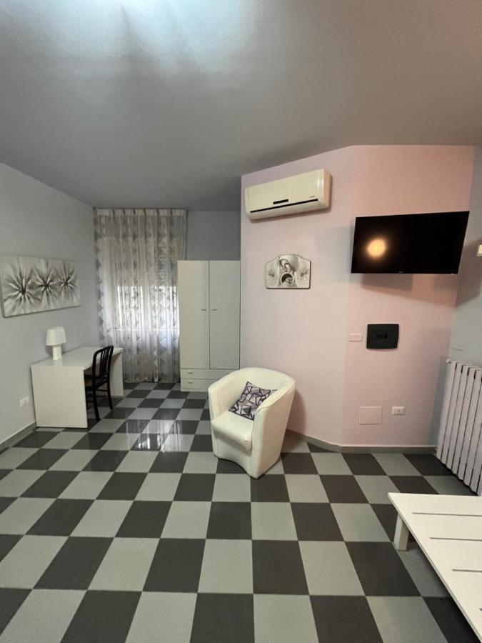 Lolly Bed and Breakfast Paravati Exteriör bild