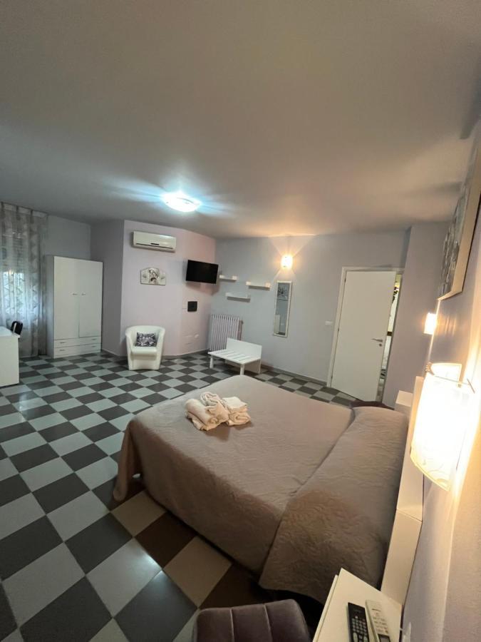 Lolly Bed and Breakfast Paravati Exteriör bild